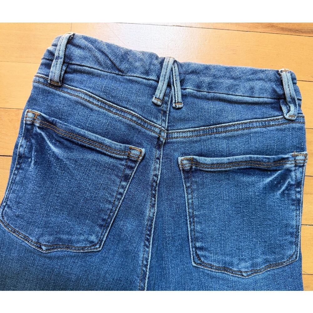 Good American Good Curve Straight Jeans Size 0/25 High Rise Medium Wash EUC - Picture 4 of 6